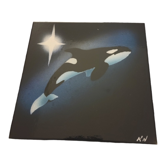 2 hand painted ceramic tiles with orcas - Picture 3 of 3